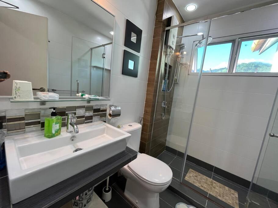 The Van Gogh Loft At Selesa Hillhomes Apartment