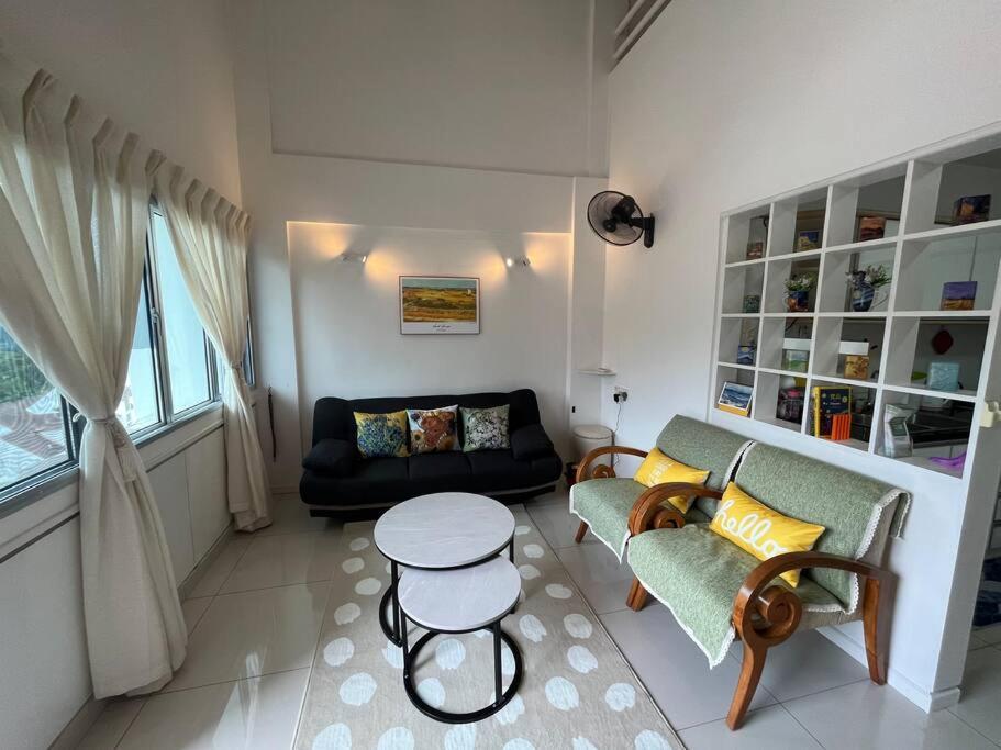 The Van Gogh Loft At Selesa Hillhomes Bukit Tinggi